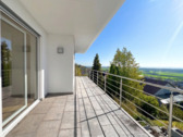 Blick Balkon EG - Modernisiertes Architektenhaus mit Alpenblick in Oberelchingen