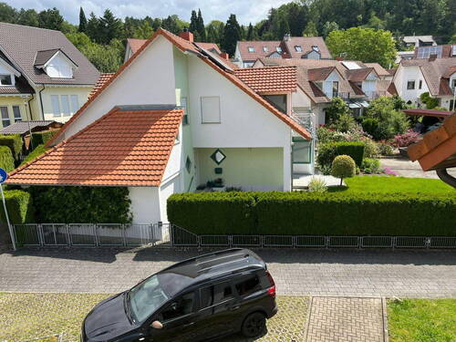Ansicht Südwest - 4 Zimmer Doppelhaushälfte in Hilzingen