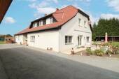 Außenansicht - XXL Grundstück und Garagenkomplex: Gepflegtes Einfamilienhaus in Grischow