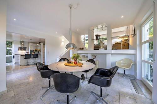 Esszimmer-Blick-zu-Küche.jpg - Mehrfamilienhaus, Wohnhaus mit 172,00 m² in Heidelberg zum Kaufen