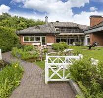 Exklusives Mehrgenerationenhaus mit 3 Wohneinheiten (235 m²167 m²75 m²) direkt am Fleyer Wald - Hagen Boele