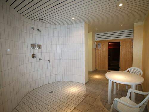 Freizeitbereich mit Sauna - 