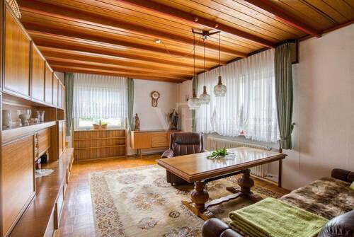 Wohnzimmer im Erdgeschoss - 