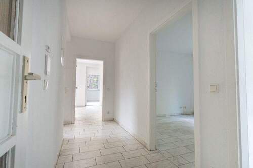 Die Wohnungsdiele - Etagenwohnung mit 92,30 m&sup2; in Nachrodt-Wiblingwerde zum Kaufen