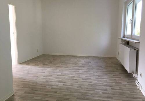 Zimmer - Etagenwohnung mit 54,00 m&sup2; in Bad Dürrenberg zur Miete