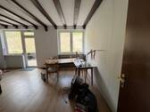 18 Privatwohnung mit Balkon - 