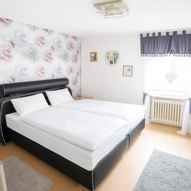 2. Schlafzimmer (WE 1) - 