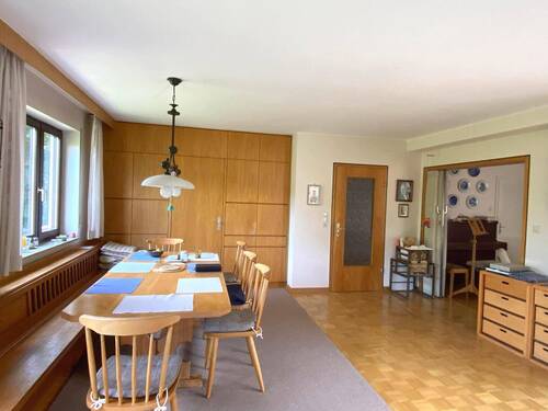 Wohn-/Esszimmer - 