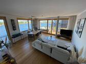 Wohnzimmer mit Flussblick - 