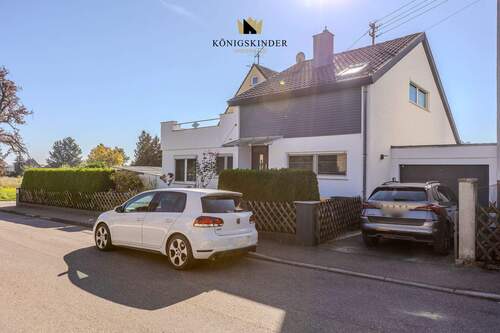Straßenansicht - Sehr gepflegtes Einfamilienhaus in ruhiger Lage mit unverbauter Fernsicht in Filderstadt (Bernhausen)