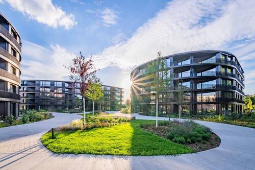 Blick Innenhof - ***Exklusive 2-Raumwohnung mit Einbauküche und direkter Elbnähe sucht SIE als neuen Mieter!***