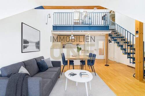 Bild 1 - Helle 2,5-Zimmer Galeriewohnung mit Balkon und Tiefgaragenstellplatz