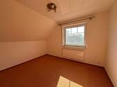 Schlafzimmer IV, OG - 