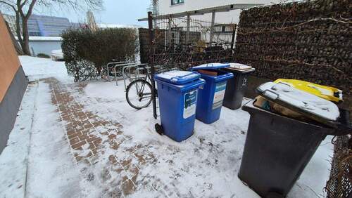 Müll und Fahrräder - 