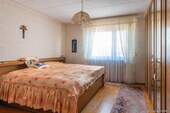 Schlafzimmer EG - 