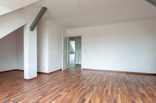 Wohnzimmer Wohnung DG rechts (2) - 