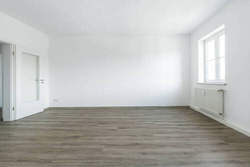 Wohnzimmer - 3 Zimmer Etagenwohnung zur Miete in Löbau