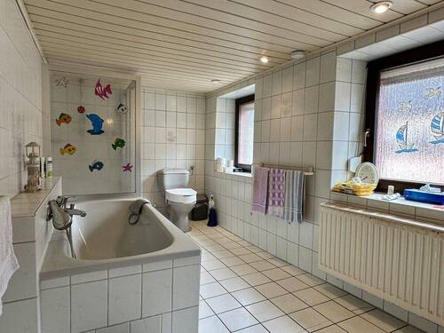 Tageslichtbad im Obergeschoss - 