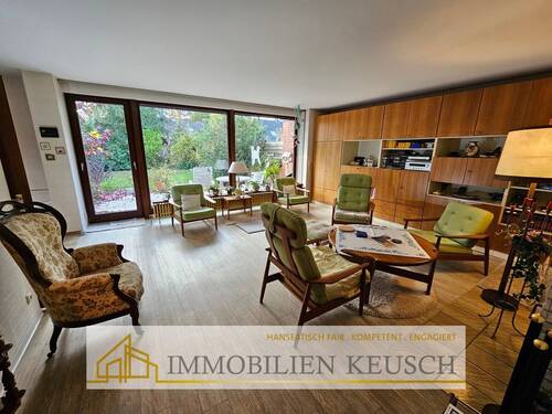 Großes & helles Wohnzimmer - 7 Zimmer Doppelhaushälfte in Achim
