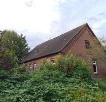 Wohnhaus am Rande von Grünland in Jade
