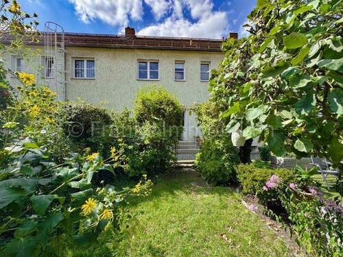 Hausansicht Gartenseite - 4 Zimmer Reihenmittelhaus in Dresden