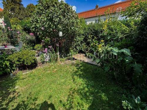 Gartenanteil zur alleinigen Nutzung - Reihenmittelhaus mit 70,50 m&sup2; in Dresden zum Kaufen