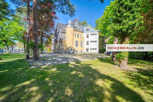 2 - Mehrfamilienhaus, Wohnhaus zum Kaufen in Berlin