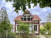 Straßenansicht - Verwunschenes Haus mit Wassergrundstück in Hermsdorf