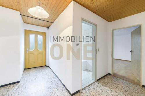 Bild 2 - 5 Zimmer Doppelhaushälfte zum Kaufen in Regenstauf / Steinsberg