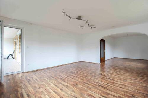 Wohnzimmer OG-Wohnung - 