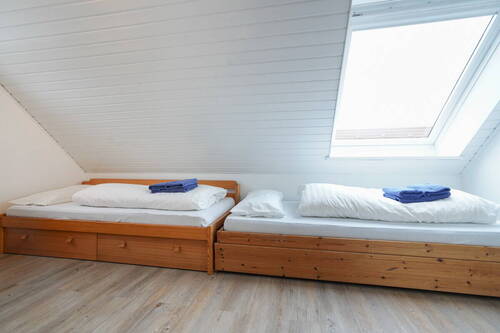 Schlafzimmer 2 - 