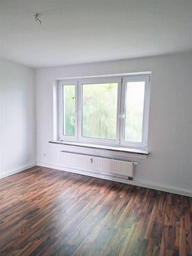 Wohnzimmer - 2 Zimmer Etagenwohnung zur Miete in Gladbeck