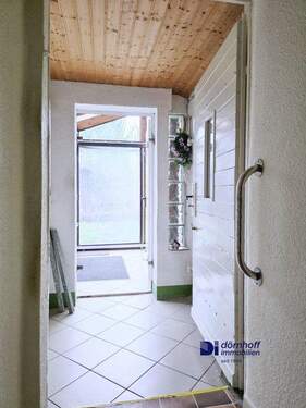 Flur zum Wintergarten/Garten EG - 