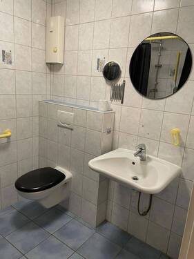 Bad EG 1/2 - Einfamilienhaus mit 183,40 m&sup2; in Nanzdietschweiler zum Kaufen