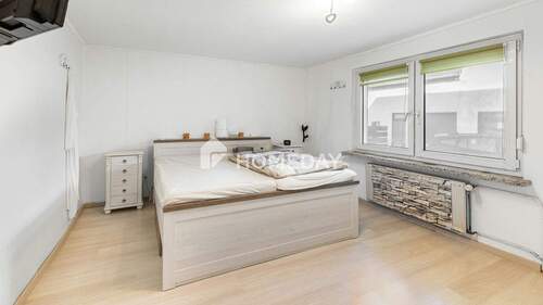 EG Schlafzimmer 1 - 