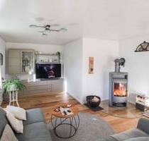 Idyllisches, komplett renoviertes Einfamilienhaus in Munkbrarup