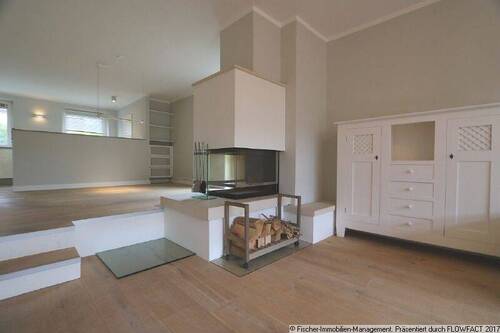 Kamin für kalte Abende - 5 Zimmer Doppelhaushälfte in Hamburg