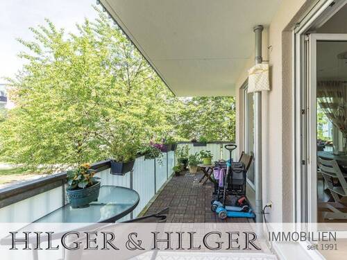 Hauptbereich des 18 m² großen Balkones - Etagenwohnung mit 82,00 m&sup2; in München zum Kaufen