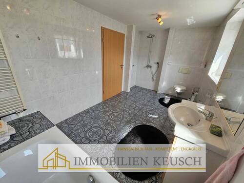 Dusch- und Wannenbad EG - 