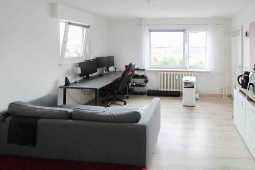 Schlafzimmer (2) - Etagenwohnung mit 25,60 m² in Stuttgart zum Kaufen