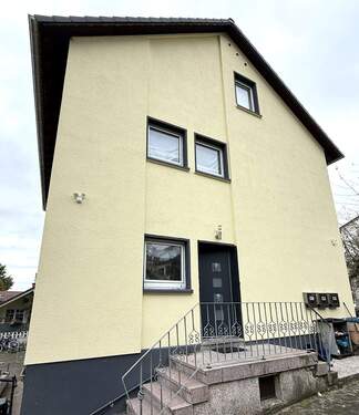 Haus Ansicht (2).JPEG - 9 Zimmer Mehrfamilienhaus, Wohnhaus zum Kaufen in Gründau
