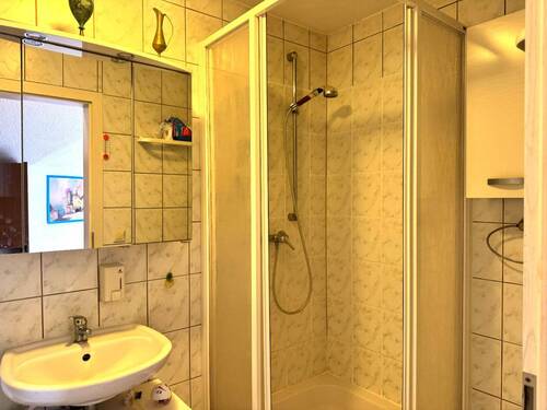 1.OG WC, Dusche - 