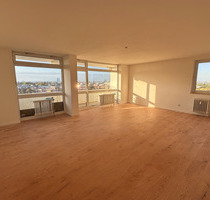 Penthouse im 11. OG mit Skyline und Blick ins Grüne - Frankfurt am Main Preungesheim