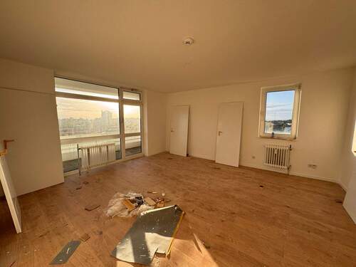 Zimmer 2 - 