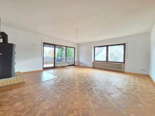 Wohnzimmer - 5 Zimmer Terrassenwohnung zur Miete in Moosburg