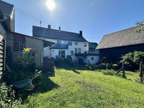 #02 - 9 Zimmer Einfamilienhaus zum Kaufen in Mörschied