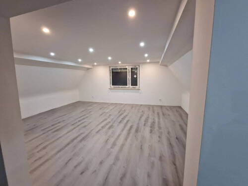 Bild 1 - 2 Familienhaus '2 x Maisonette-Wohnung' Energieeffizient saniert