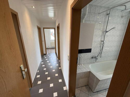 Eingangsbereich - 3 Zimmer Etagenwohnung zur Miete in Dargun