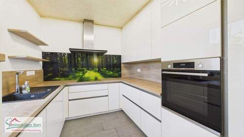 Küche EG - GRENZNÄHE: WOHNHAUS (148 M² WFL.) IN NATURNAHER WOHNLAGE