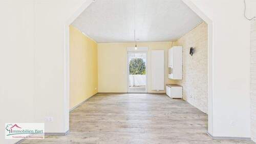 Wohnzimmer EG - 5 Zimmer Einfamilienhaus in Freudenburg